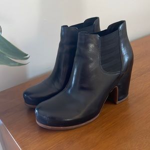 Kork ease shirome black bootie size 11